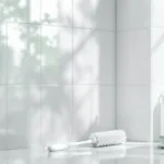 גלה את הפתרון המפתיע להסרת עובש משיבוצי המקלחת בקלות וללא שימוש באקונומיקה וחומץ. שיטות טבעיות ויעילות להשבת ניקיון ורעננות בחדר הרחצה.