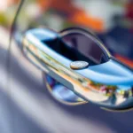 אם מצאת מטבע ליד ידית הרכב, אל תעשה טריקים – התקשר מיד למשטרה לקבלת סיוע ביטחוני.