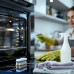 למדו כיצד לנקות את התנור נכון עם השיטה היעילה והבטוחה שלנו שמבטיחה ניקיון אמיתי ותחזוקה מושלמת.